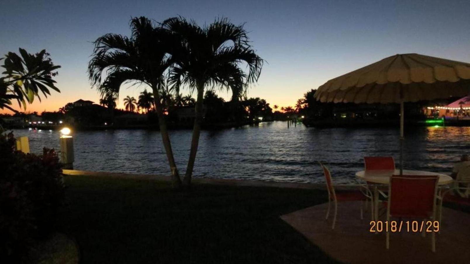 Studio Intracoastal Views! 5 Min Walk To The Beach Villa Pompano Beach Eksteriør billede
