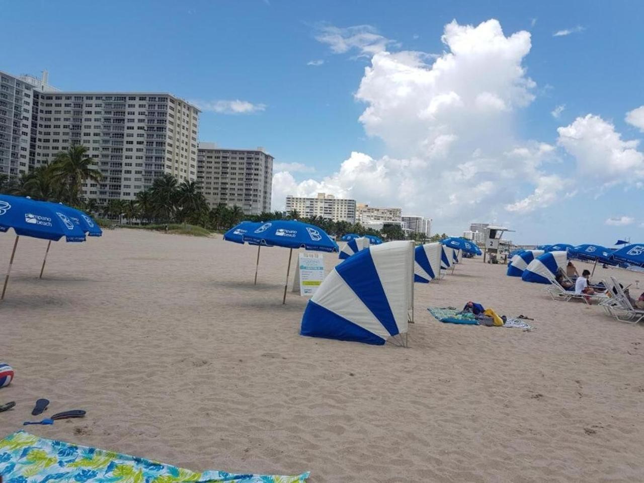 Studio Intracoastal Views! 5 Min Walk To The Beach Villa Pompano Beach Eksteriør billede